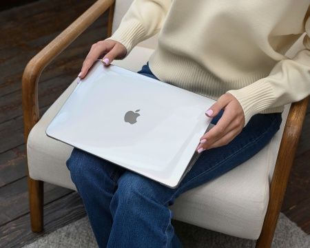 Чехол uBear Vision Case для MacBook Pro 13 (2019, 2020), прозрачный